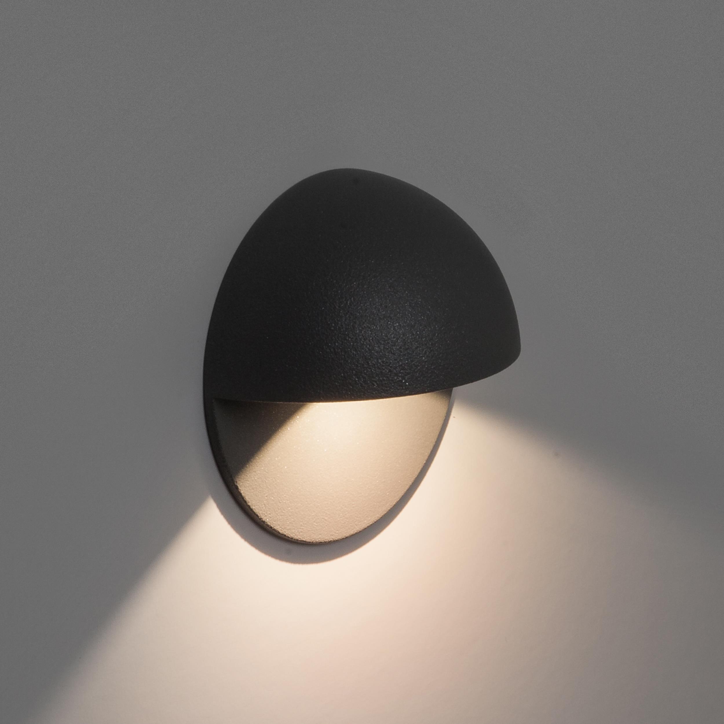 Afbeeldingen van Tivola LED Textured Black