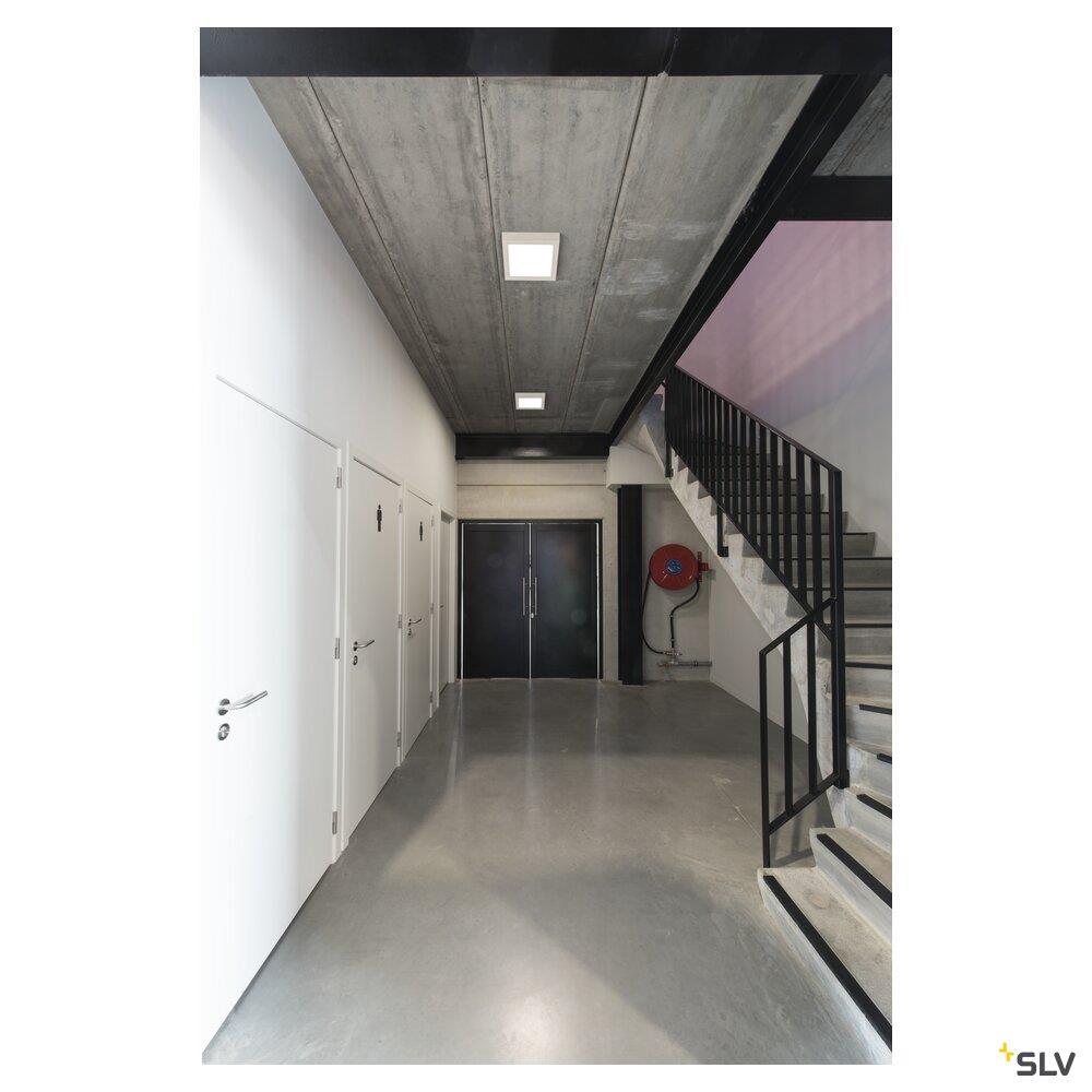 Afbeeldingen van SENSER 24, indoor LED plafondarmatuur hoekig wit 3000K